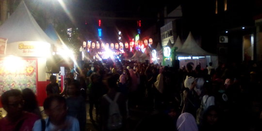 Pengunjung tumpah di hari terakhir Festival Ennichisai di Blok M