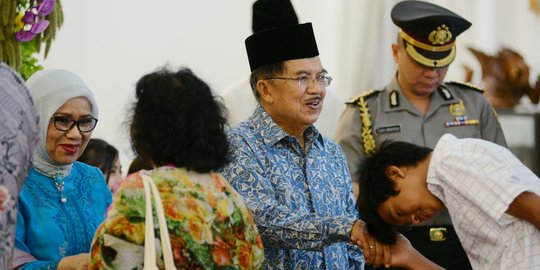 Anies-Sandiaga ikut rayakan ultah Wapres Jusuf Kalla ke-75