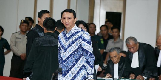 Sepekan ditahan, Ahok terlihat lebih kurus