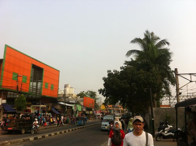 kondisi tanah abang setelah pkl ditertibkan satpol pp