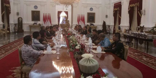 Kepada pimpinan media, Jokowi jelaskan alasan genjot infrastruktur