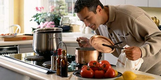 4 Cara membumbui masakan tanpa bahayakan kesehatan tubuh