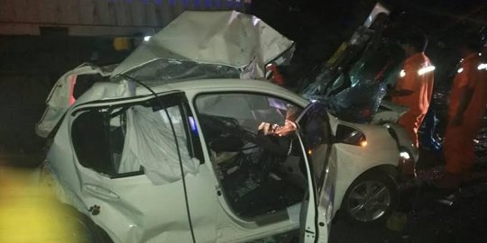 4 Tewas dan 27 luka-luka akibat kecelakaan maut di Cipularang