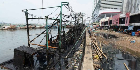 Kapal motor terbakar di perairan Masalembu, 3 orang ditemukan tewas