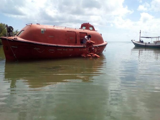 tim sar evakuasi km mutiara