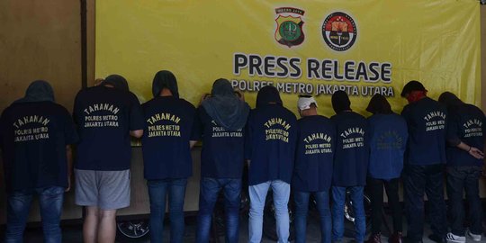 Dua warga Malaysia termasuk 141 gay ditangkap di Atlantis