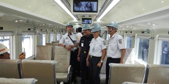 Kereta baru buatan PT INKA siap angkut pemudik