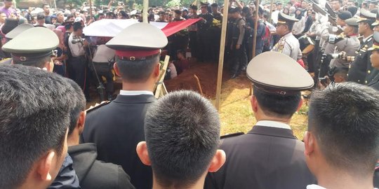 Bom Kampung Melayu gagalkan rencana Briptu Taufan menikahi kekasih