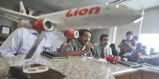 Kemenhub diminta 'jewer' Lion Air, pilot bawa anak istri ke kokpit