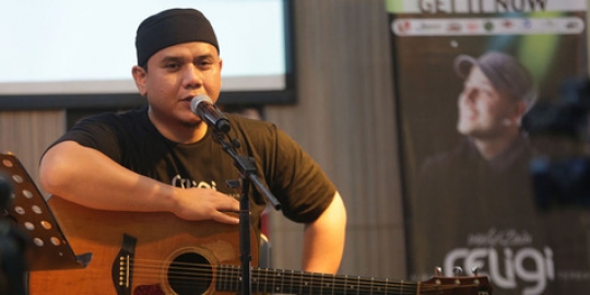 Pilih untuk hijrah, Fadly Padi putuskan pensiun bermusik?