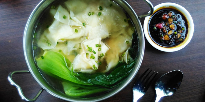 [Resep] Sup pangsit praktis penambah selera di kala sahur 