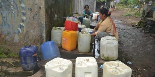 Masuk musim kemarau, ratusan keluarga di Mojokerto sulit dapat air