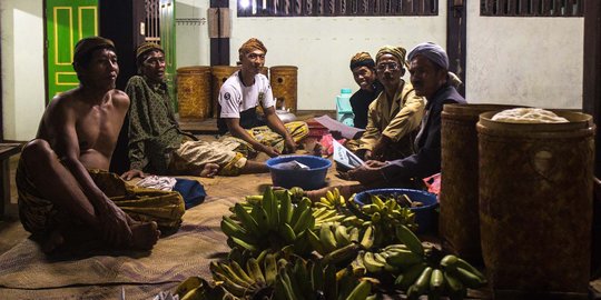 Spiritualitas bumi dan kearifan pangan Trah Bonokeling di Banyumas