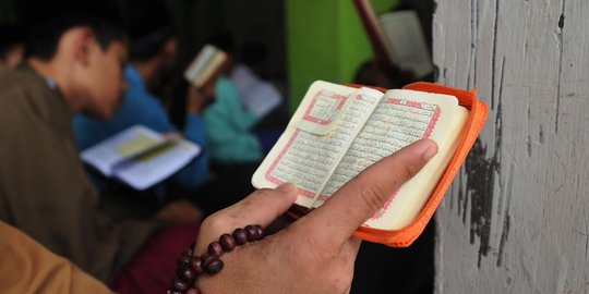 Memperbanyak pahala dengan tadarus Alquran selama Ramadan