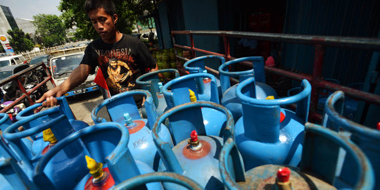 Tabung gas meledak, enam pengurus masjid di Bandung luka-luka