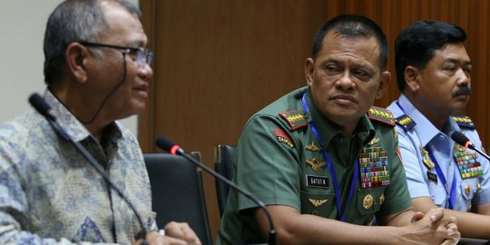 Ketika Panglima TNI kian gemar membaca puisi  merdeka.com