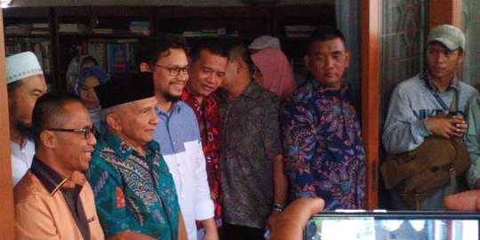 Akui terima duit dari Soetrisno Bachir, begini penjelasan Amien rais