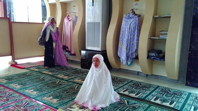 masjid syura makassar