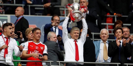 Arsenal bisa juara FA Cup karena contek Chelsea