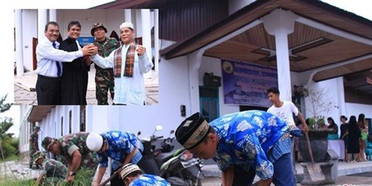 Pendeta terharu lihat Umat Islam & TNI bersihkan gereja di Kalteng