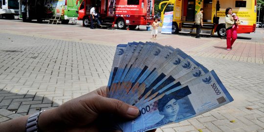 Rupiah melemah ke level Rp 13.286 per USD