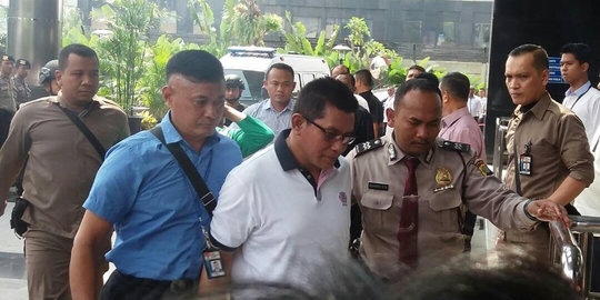 KPK tetapkan Ketua Komisi B DPRD Jatim dan dua kadis tersangka suap