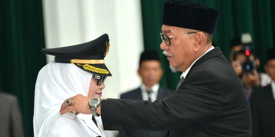 Imas Aryumningsih resmi jabat Bupati Subang gantikan Ojang