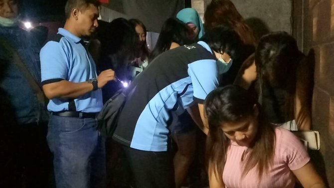 delapan pekerja perempuan diamankan saat razia kafe dan diskotek