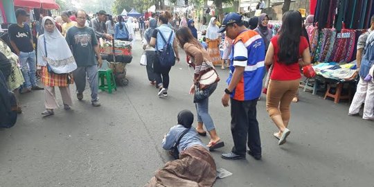 Pengemis modus ngesot, baru dua jam sudah raup Rp 249.000