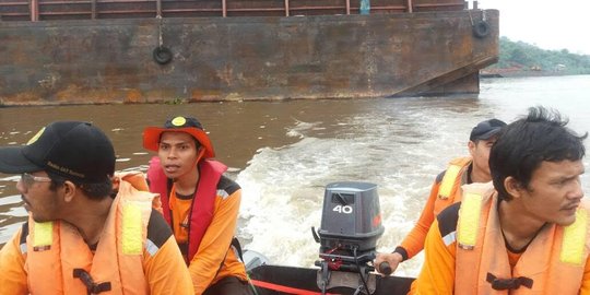 Pencarian korban tenggelam terhambat air pasang sungai Mahakam