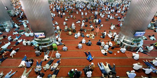 Rasulullah: Muslim yang puasa tapi riya, dia sudah berbuat syirik