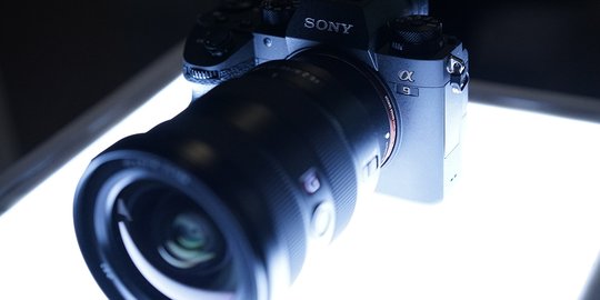 8 Keunggulan utama dari kamera mirrorless Sony a9 terbaru!