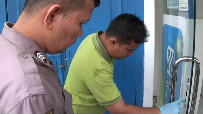 lokasi perampokan atm di tebing tinggi