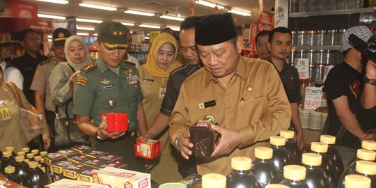 Sidak makanan di mal Sidoarjo, petugas temukan popcorn berkutu