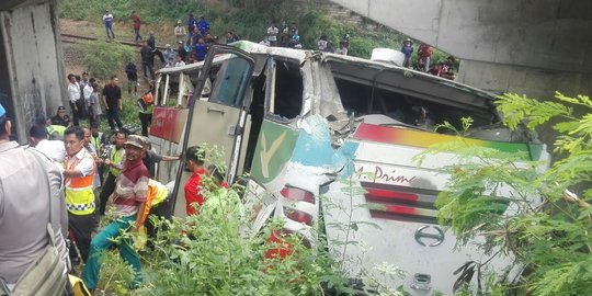 Hasil olah TKP, bus melaju 120 km/jam sebelum terjun ke jurang