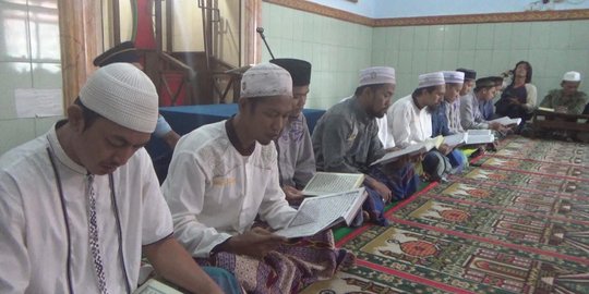 Ratusan napi Lapas Mojokerto lomba Tilawatil Quran berhadiah sarung