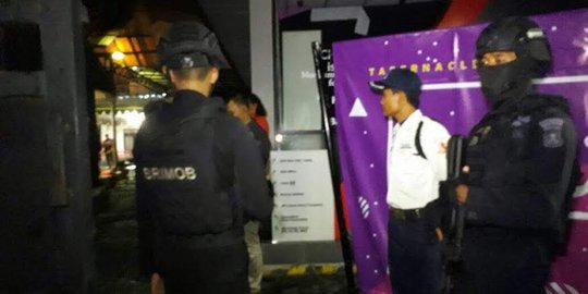 Gegana sisir Gereja di Surabaya usai dapat ancaman bom