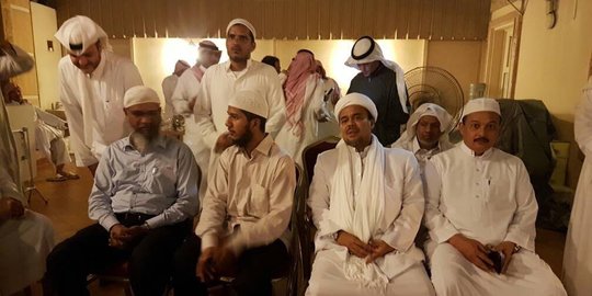 Di Arab Saudi, Habib Rizieq bertemu dengan Zakir Naik