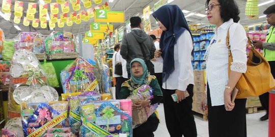 Barang rusak dan masalah registrasi produk ditemukan di Giant Malang