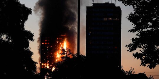 Muslim Inggris jadi pahlawan saat apartemen London terbakar