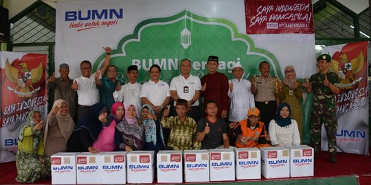 Sinergi BUMN, PT PP ikut salurkan bingkisan Ramadan ke 5 masjid