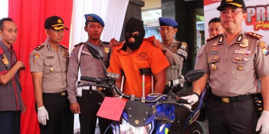 Lawan petugas pakai celurit, 1 pelaku curanmor tewas didor polisi