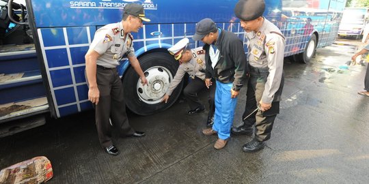 Banyak bus tak laik jalan di Terminal Terpadu Merak