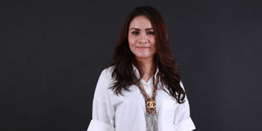 Kisah Momo Geisha rapikan giginya, sampai dicaci warganet!