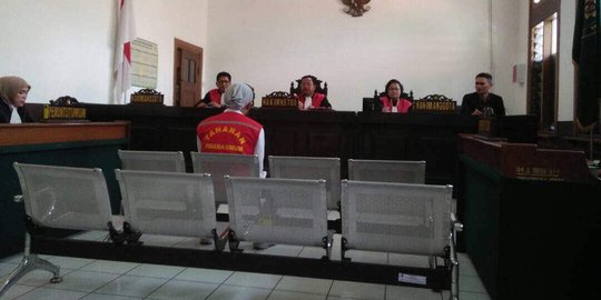 Sidang perdana kasus tembakau gorila, Andika terancam lima tahun bui