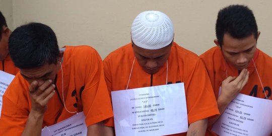 Simpan narkoba dalam Alquran, 3 napi Lapas Palembang jadi tersangka