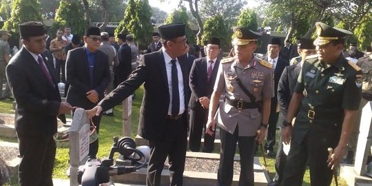 Jelang hari ulang tahun Jakarta, Djarot ziarah ke Makam Pahlawan