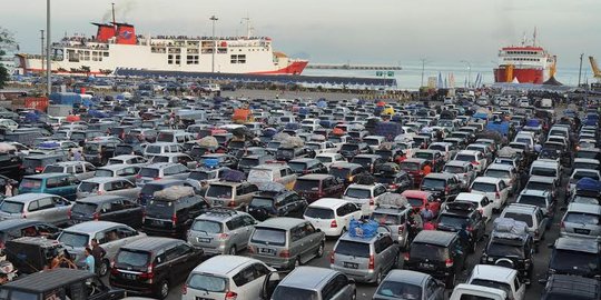 Truk dilarang masuk Pelabuhan Merak H-4 sampai H+3 Lebaran