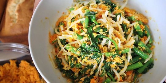 Urap sayur, menu kaya serat untuk berbuka puasa