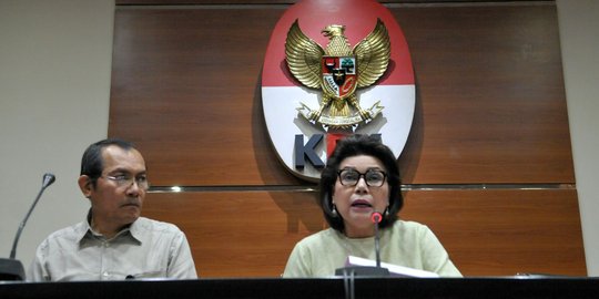 Kena OTT KPK, 3 pimpinan DPRD dan Kadis PU Mojokerto jadi tersangka